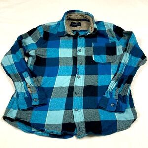 Capsule boys blue & black checkered flannel long sleeve button-down shirt size M